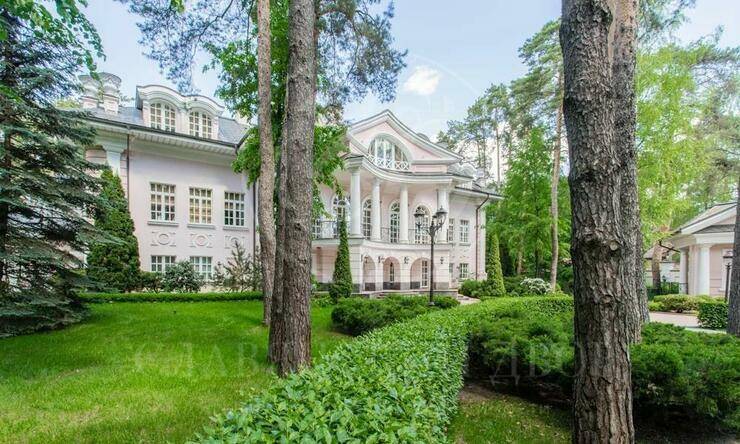Лот-12712-474254 аренда дома Рублево-Успенское шоссе Жуковка Правая сторона