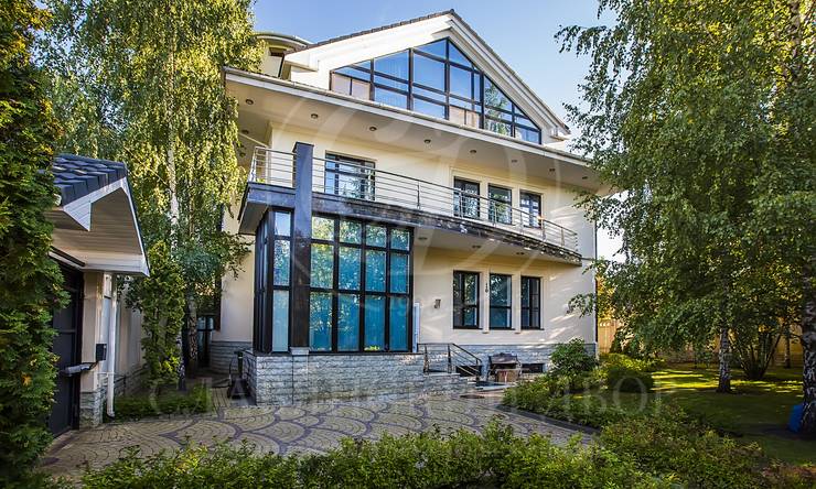 На продажу дом в поселке Подушкино