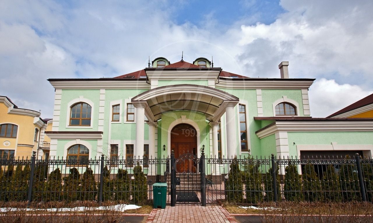 В аренду дом в поселке Новахово