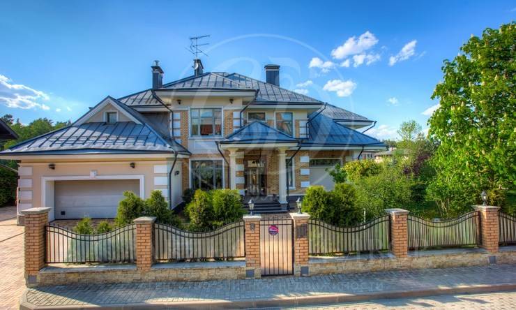 На продажу дом в поселке Горки-6